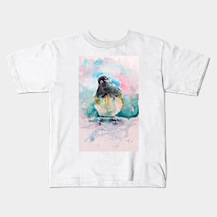 Bird in snow Kids T-Shirt